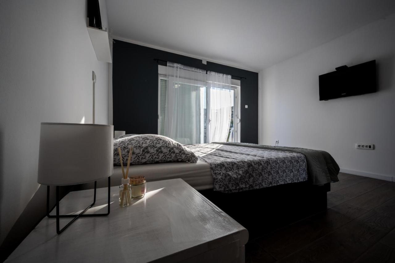 Hedonist Apartment Шибеник Екстер'єр фото